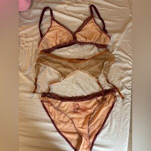 Uye Surana Lingerie set